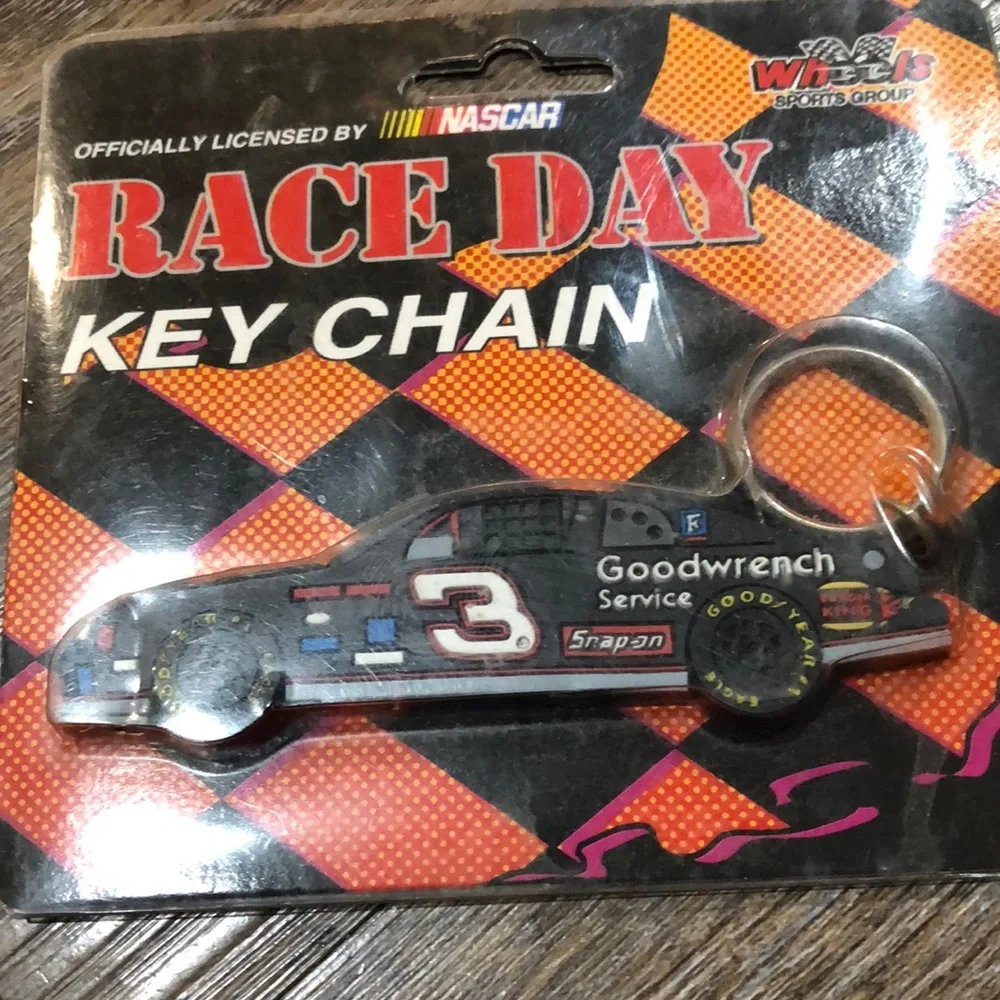 Vintage Dale Earnhardt Race Day Licensed keychain #3